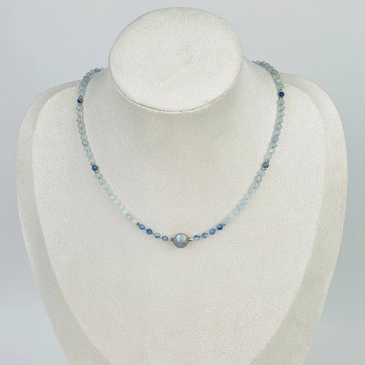 Радуга Самоцветов Колье из Аквамарина, Кианита и Лабрадора