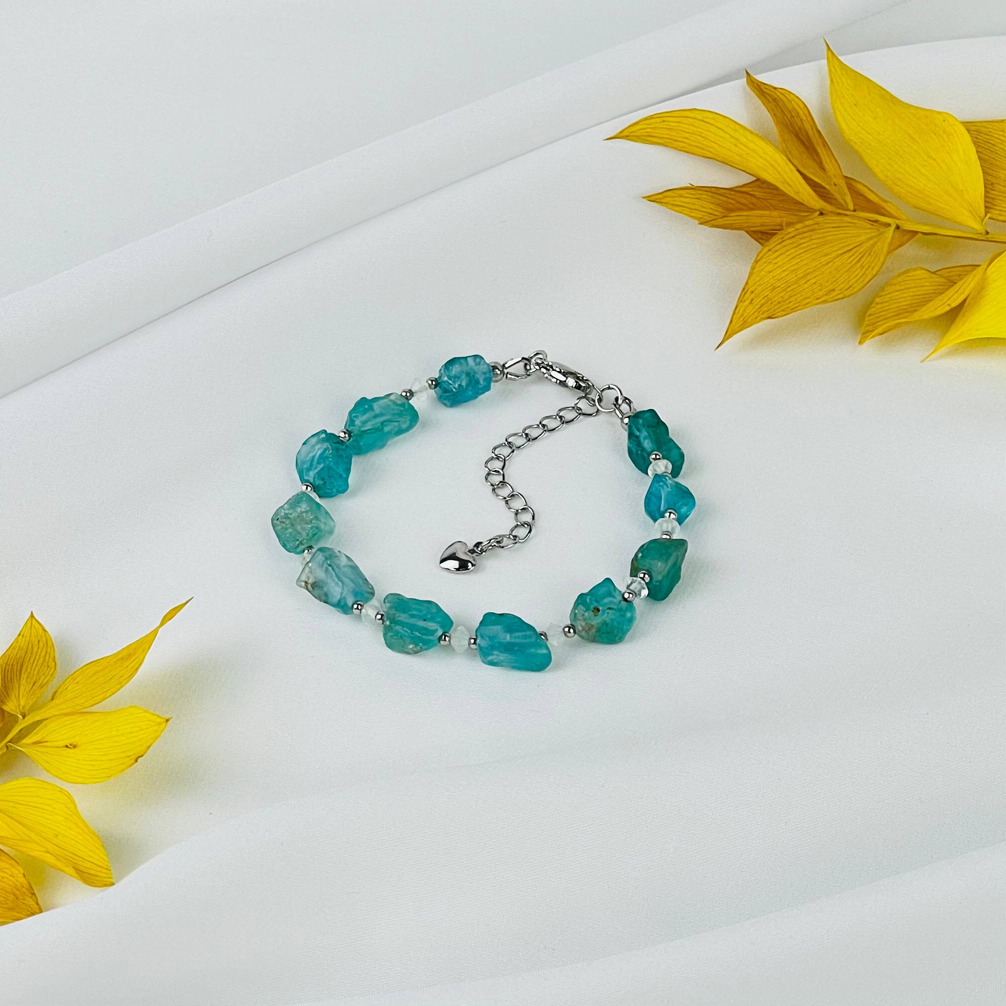 Радуга Самоцветов Браслет из Апатита и Лунного камня