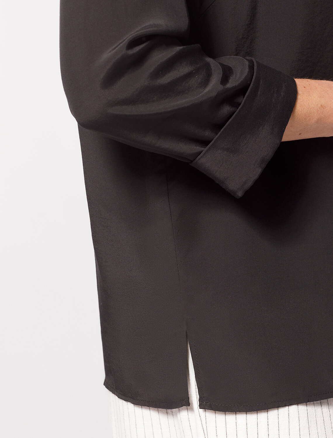 ст. цена2190руб.! VILATTE Блузка D29.233