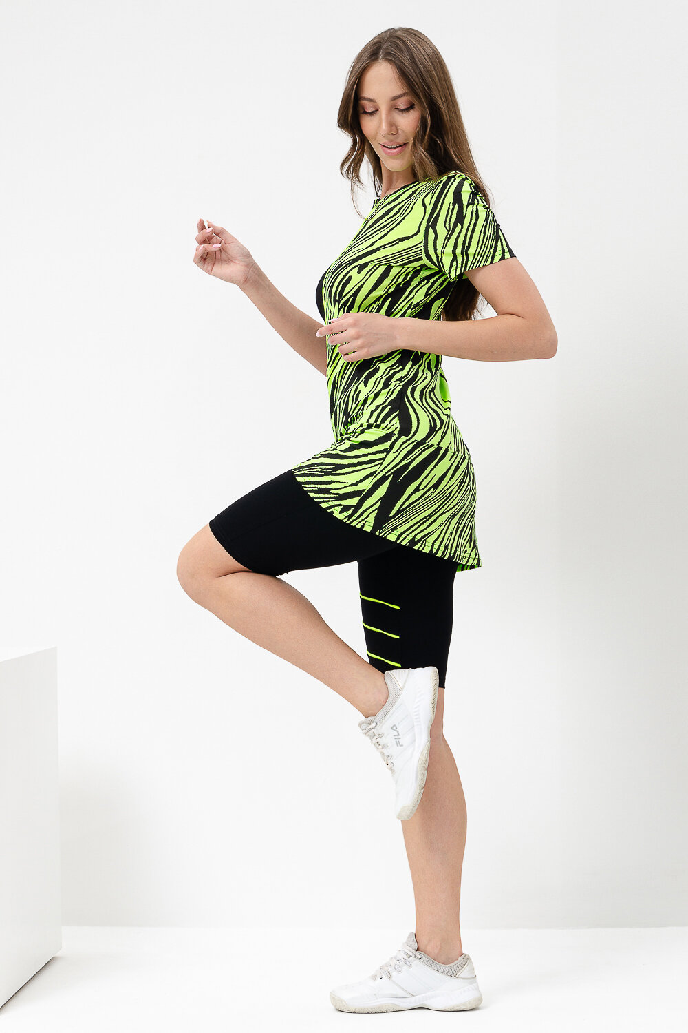 ст. цена1152руб.! Натали Костюм 67078черный+зеленый водросли