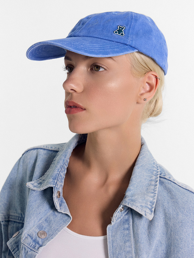 Бейсболка женская в ярко-голубом цвете