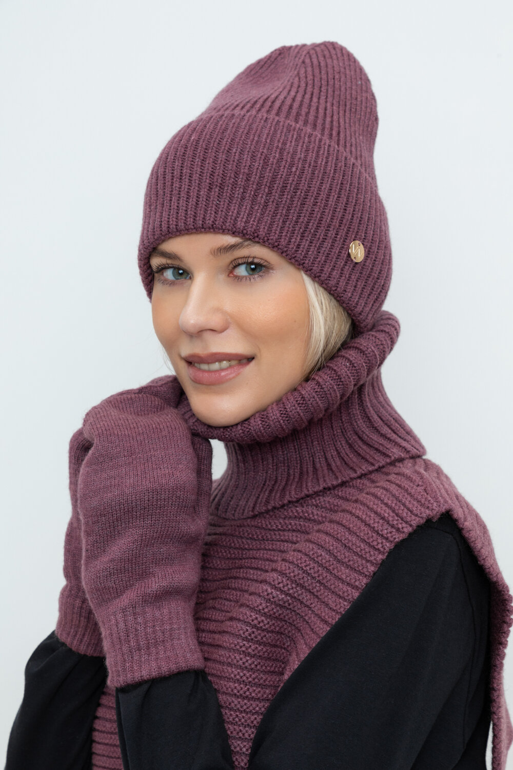 ст. цена1705руб.! VERY NEAT Шарф ЕВ 28001/24шсветлая слива