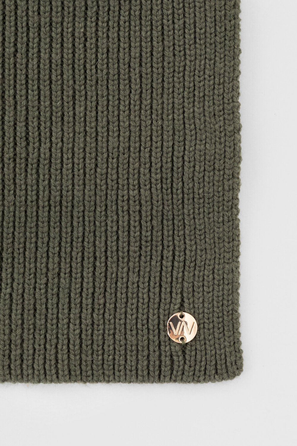 ст. цена1705руб.! VERY NEAT Шарф ЕВ 28004/24шполынь