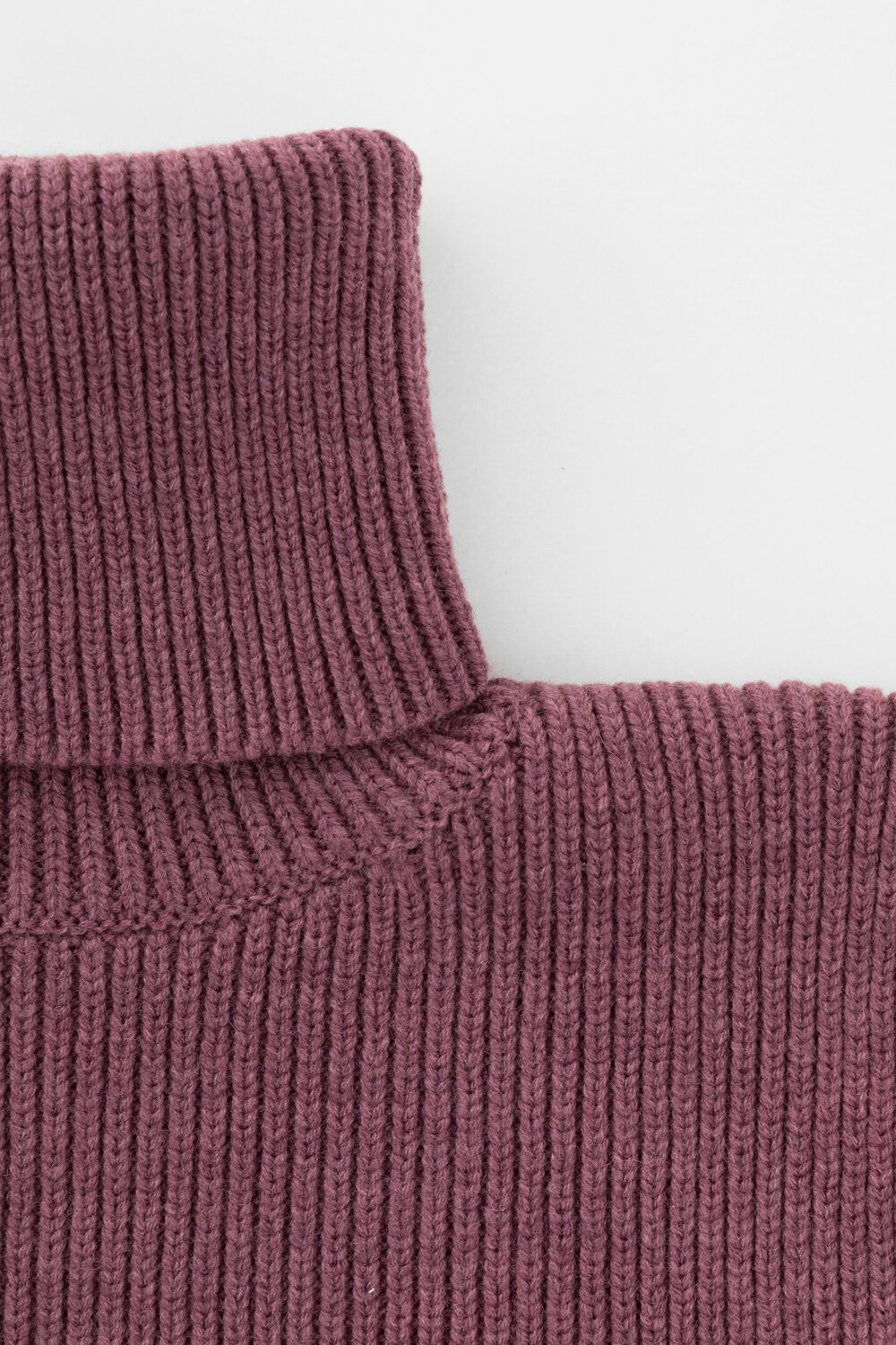 ст. цена1705руб.! VERY NEAT Шарф ЕВ 28004/24шсветлая слива