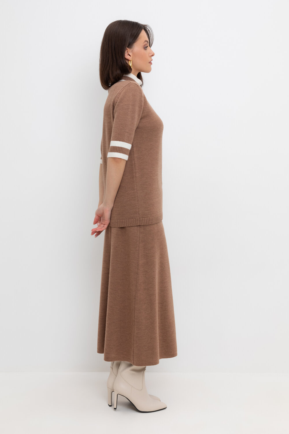 ст. цена4235руб.! VERY NEAT Юбка ЕВ 737/шкакао