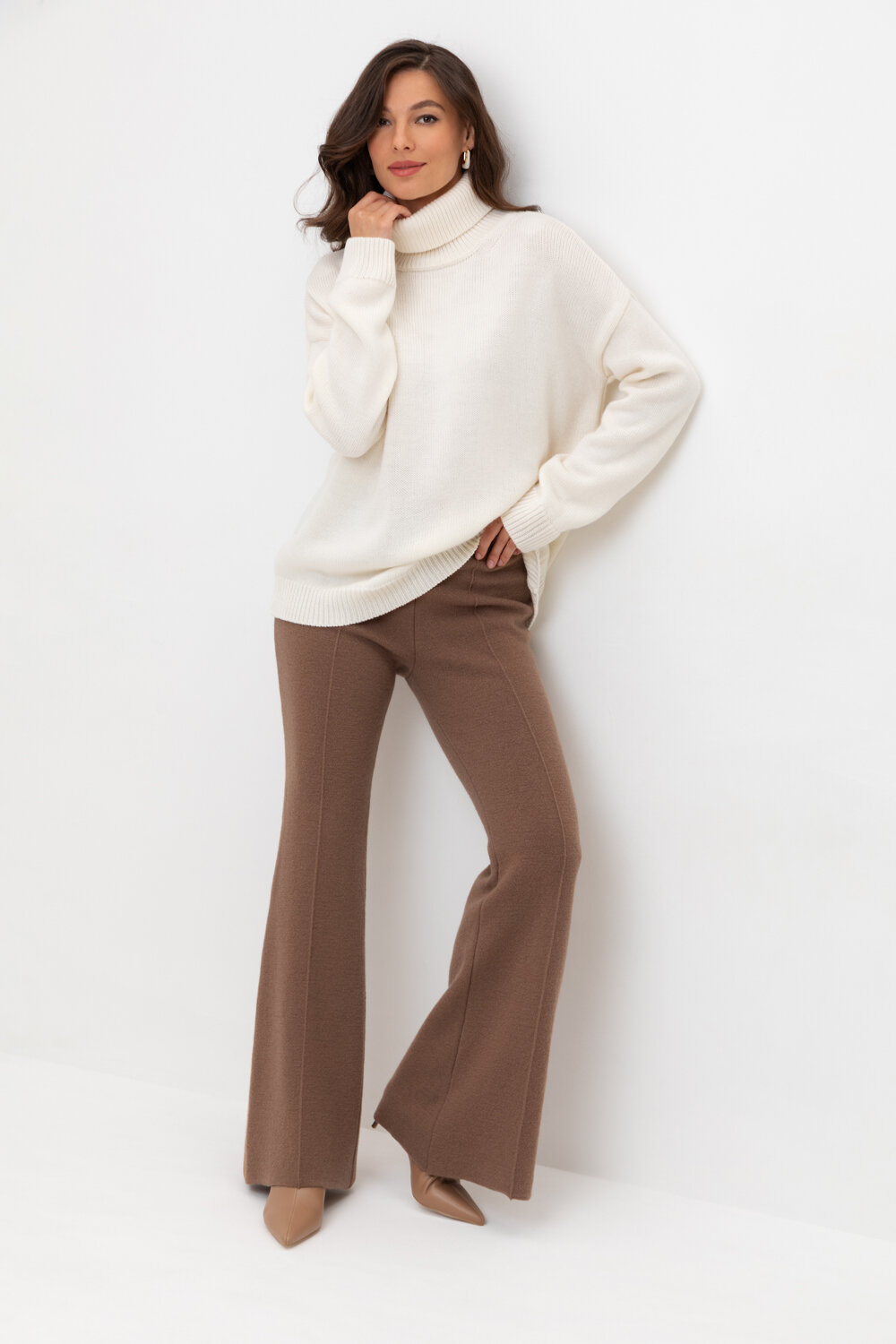 ст. цена4675руб.! VERY NEAT Брюки ЕВ 408/штемно-бежевый