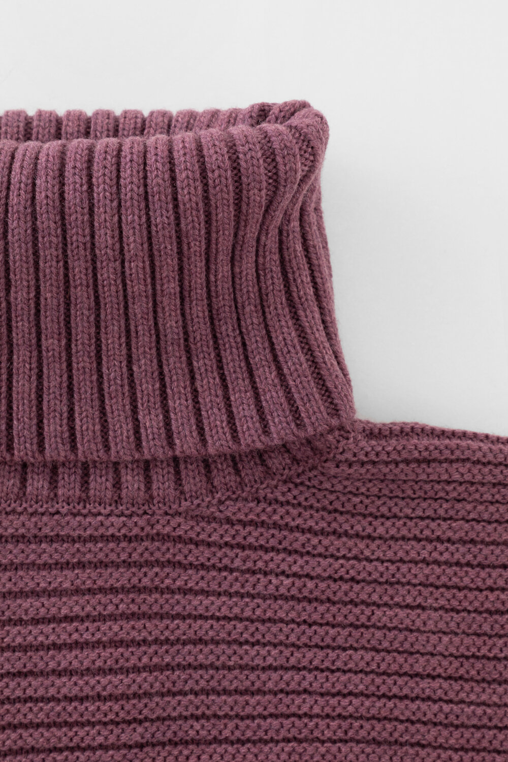 ст. цена1705руб.! VERY NEAT Шарф ЕВ 28001/24шсветлая слива