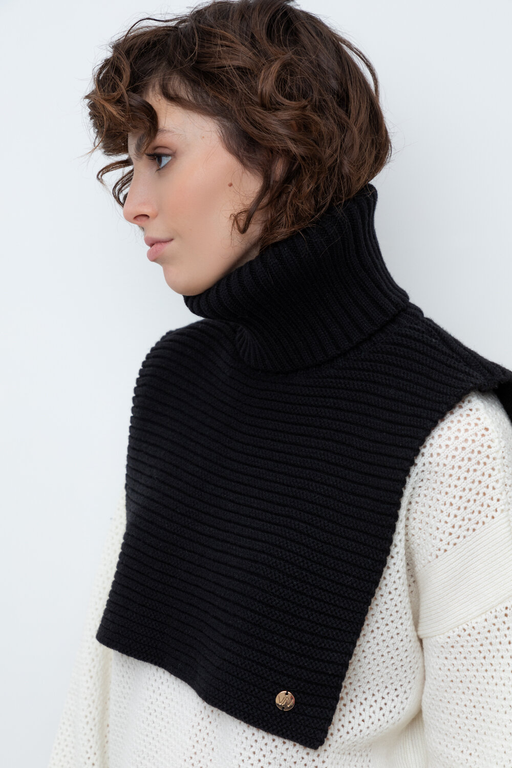 ст. цена1705руб.! VERY NEAT Шарф ЕВ 28001/24шчерный