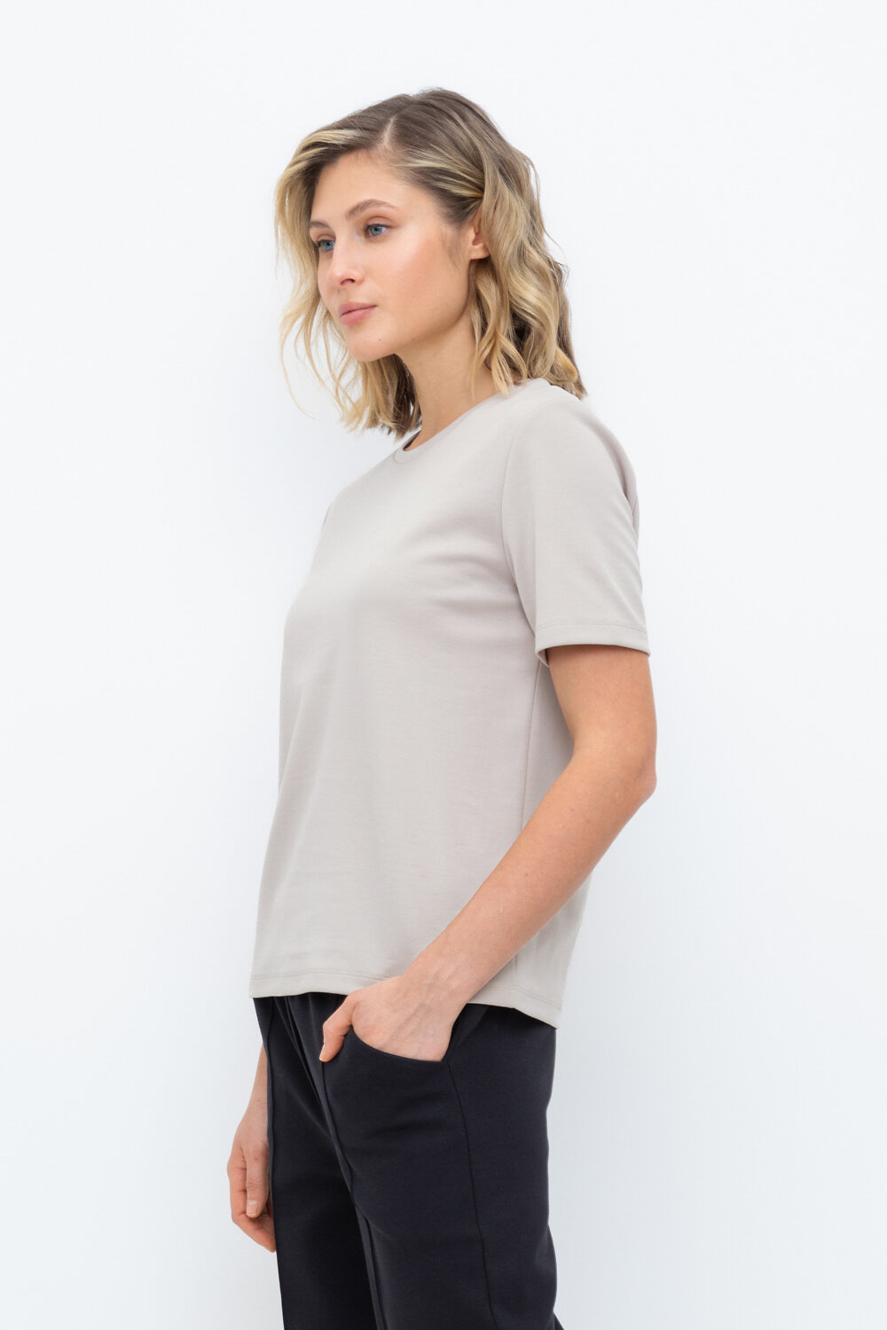 ст. цена1815руб.! VERY NEAT Фуфайка ЕВТ 3243кремовый