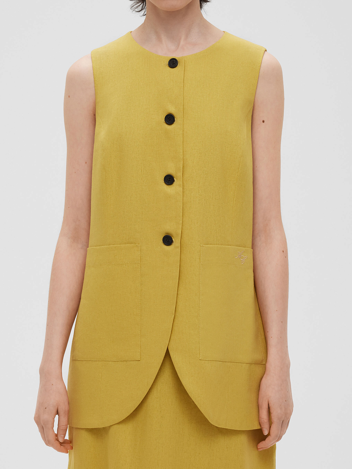 Жилет на пуговицах с карманами из льняной ткани 0188, желтый
