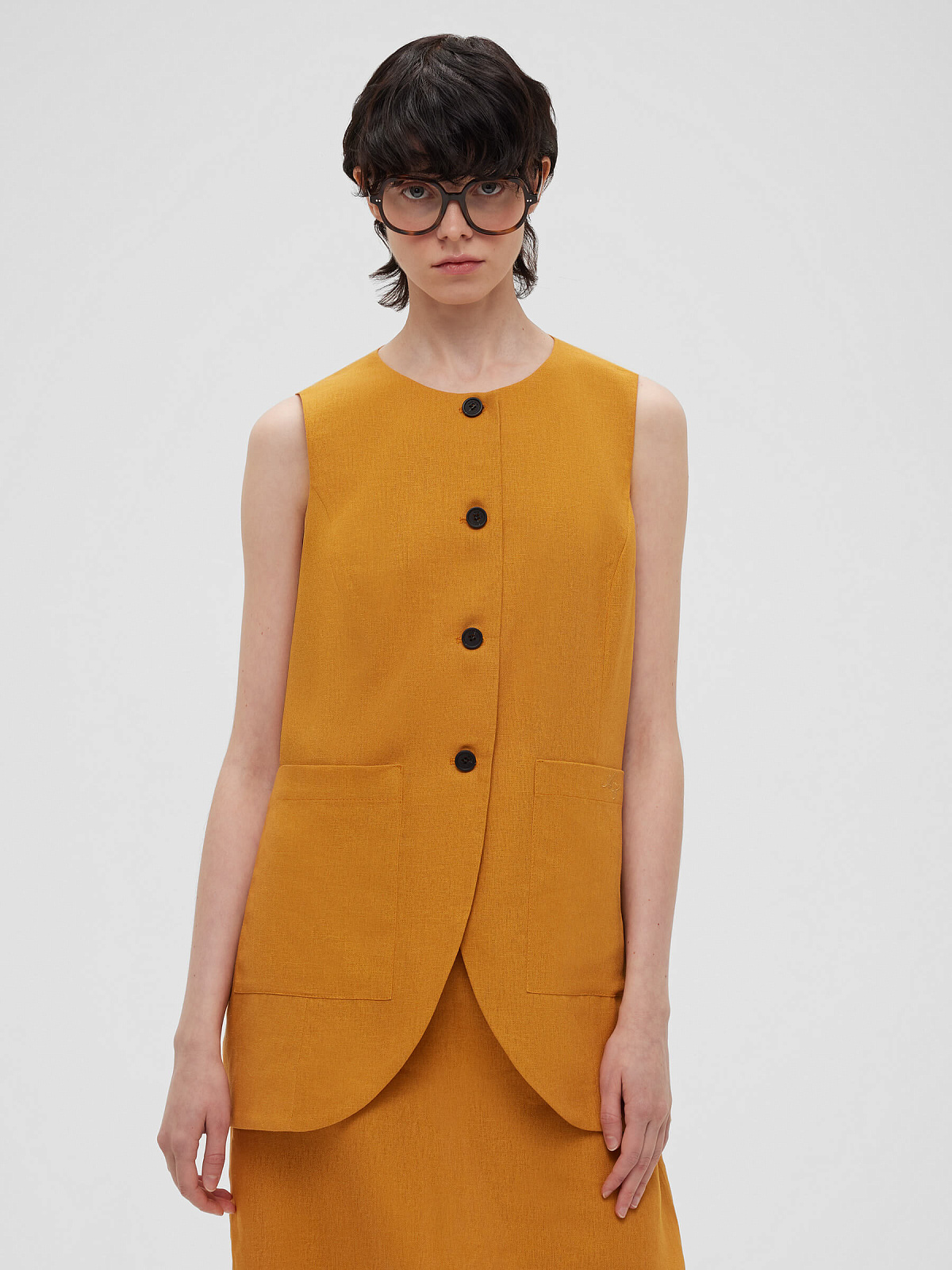 Жилет на пуговицах с карманами из льняной ткани 0188, оранжевый