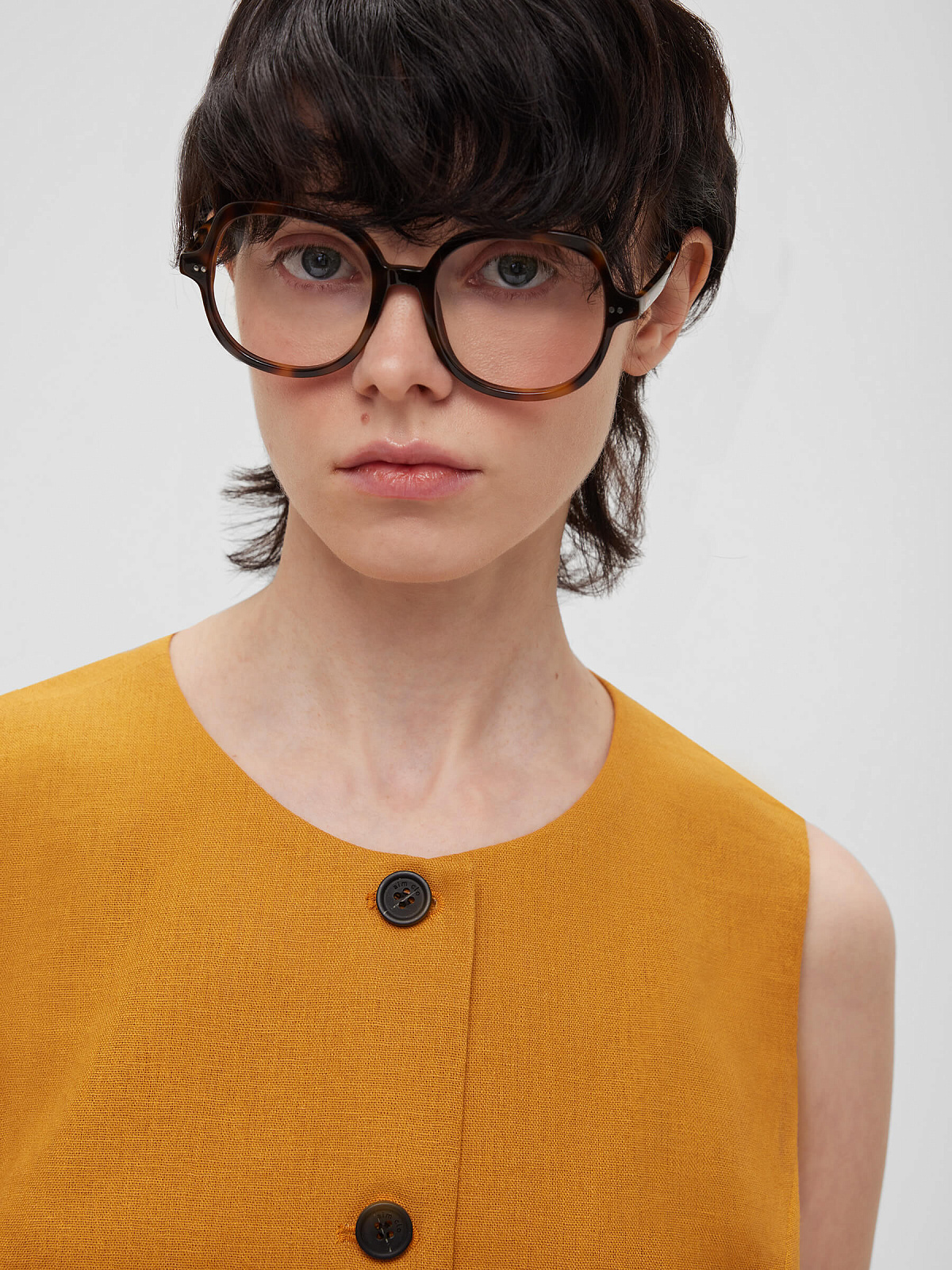 Жилет на пуговицах с карманами из льняной ткани 0188, оранжевый