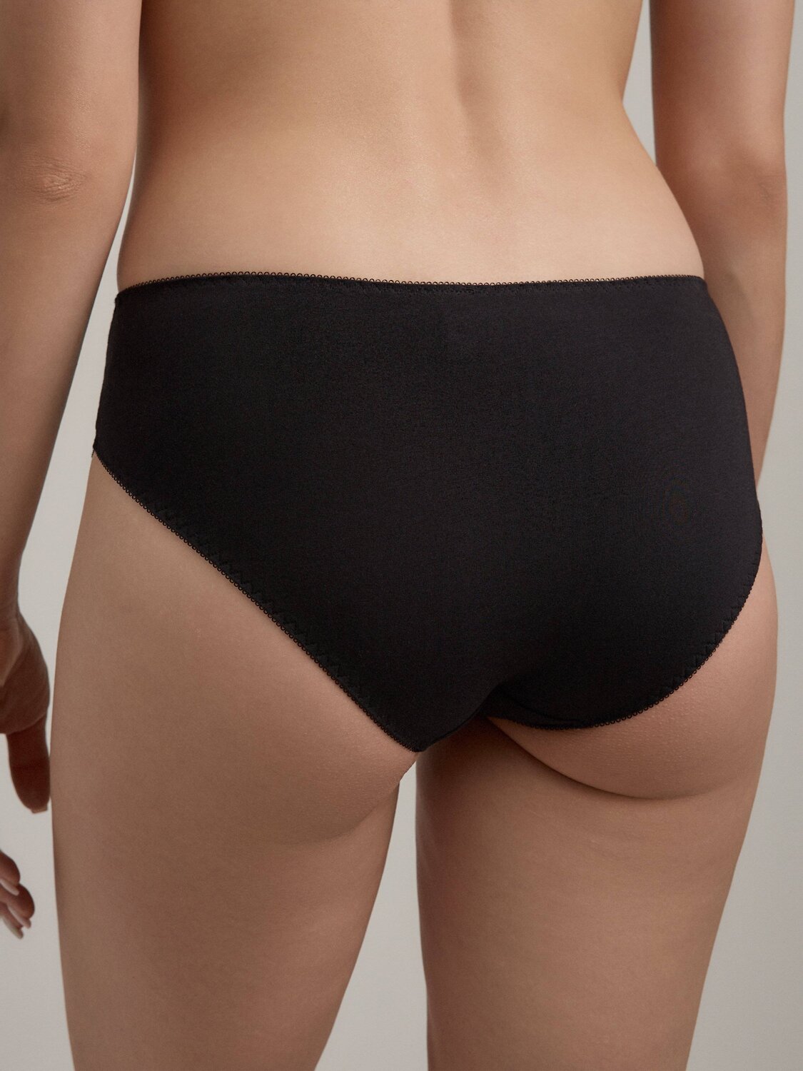 ст. цена792руб.! Conte elegant Трусы AURA RP3180ирис;серебристый пион;телесный;пастель;черный;белый