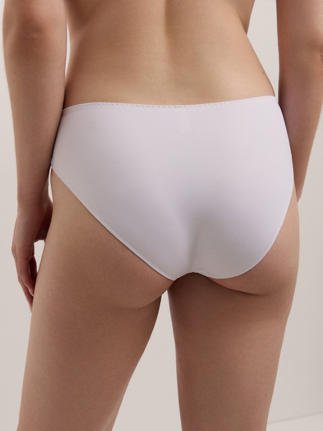ст. цена776руб.! Conte elegant Трусы COMFORT PLUS RP3177белый