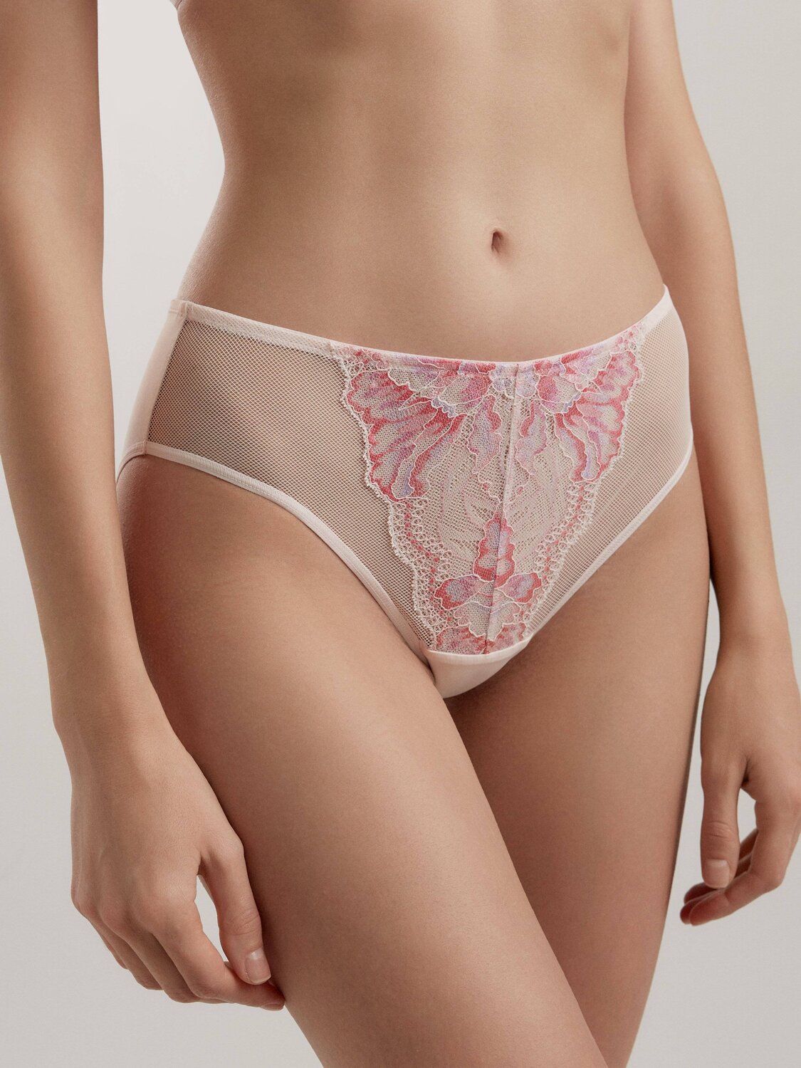 ст. цена933руб.! Conte elegant Трусы DREAM TP3132зефир