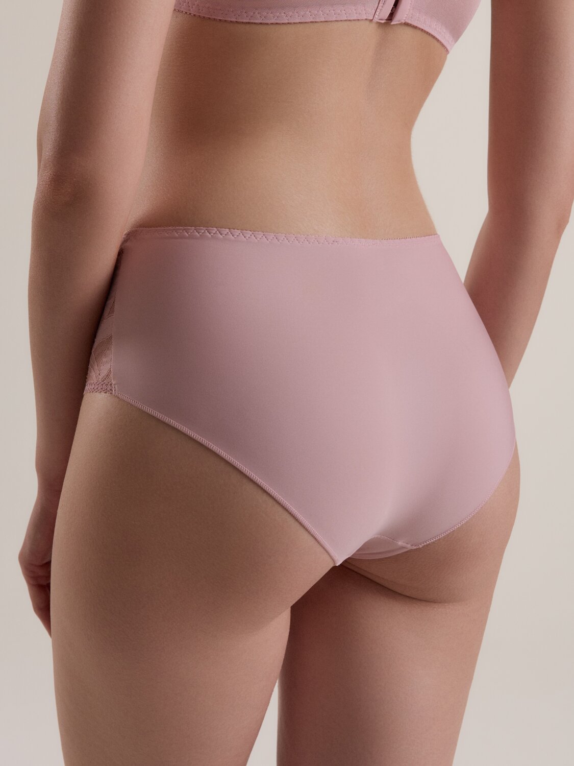ст. цена942руб.! Conte elegant Трусы MA CHERIE TP7159розовый опал