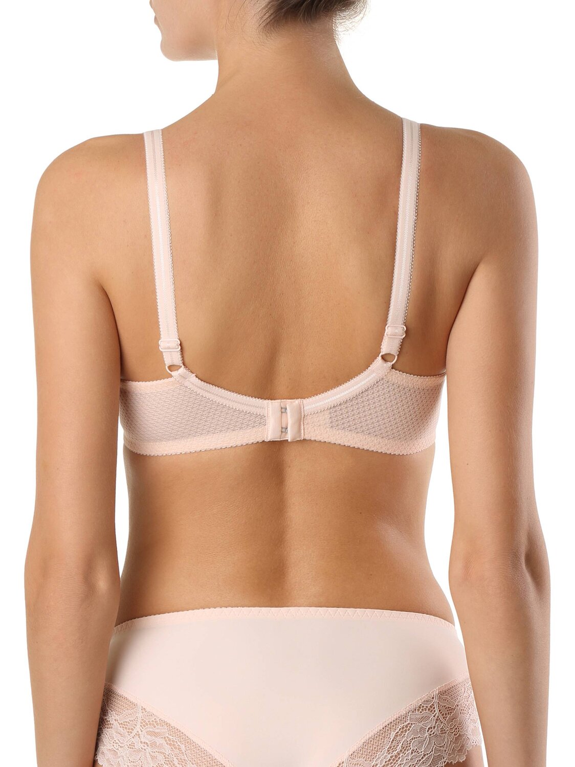 ст. цена1656руб.! Conte elegant Бюстгальтер ETUDE RB 6082Миндаль