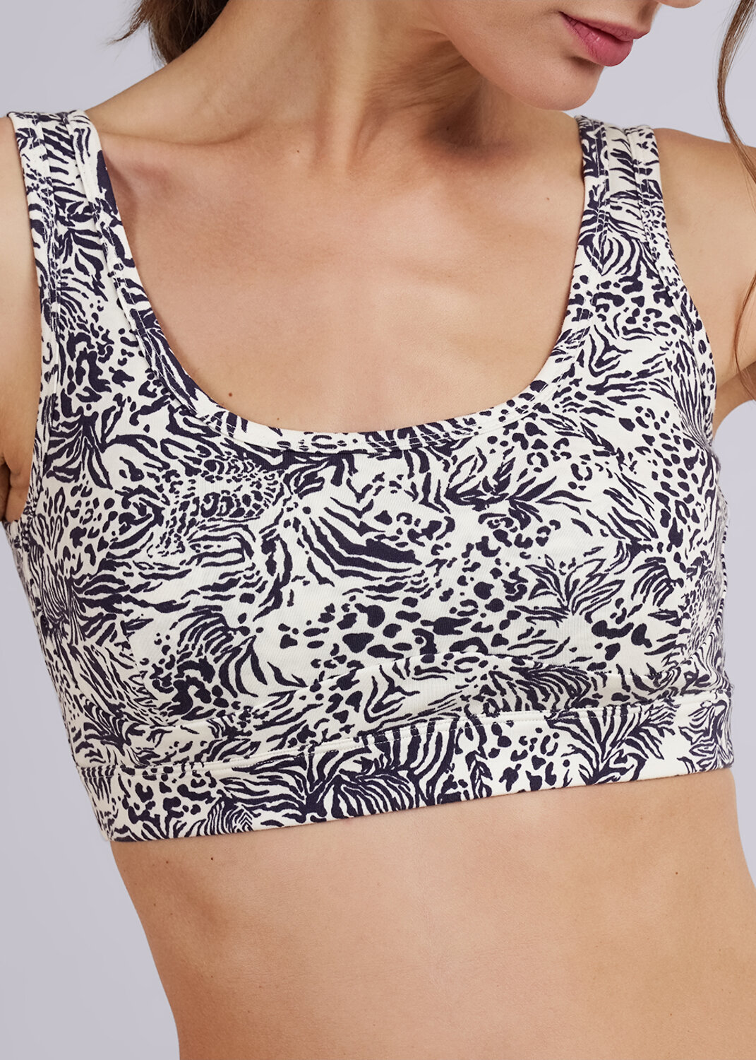 ст. цена490руб.! ст. цена490руб.! CLEVER Майка LT24-1147/1молочный/т.синий