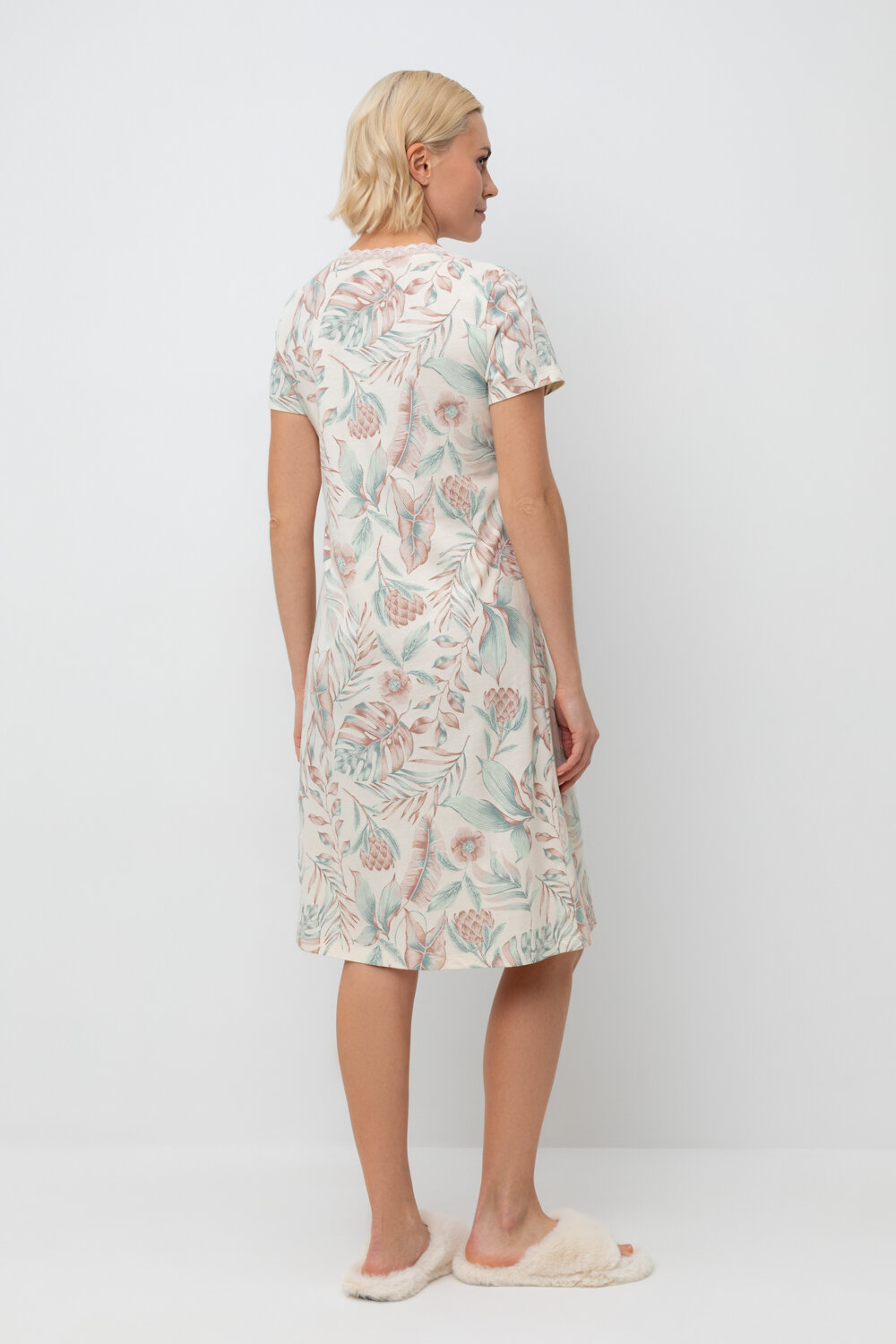 Trikozza Сорочка Е 10054 айвори, акварельные тропики 545661