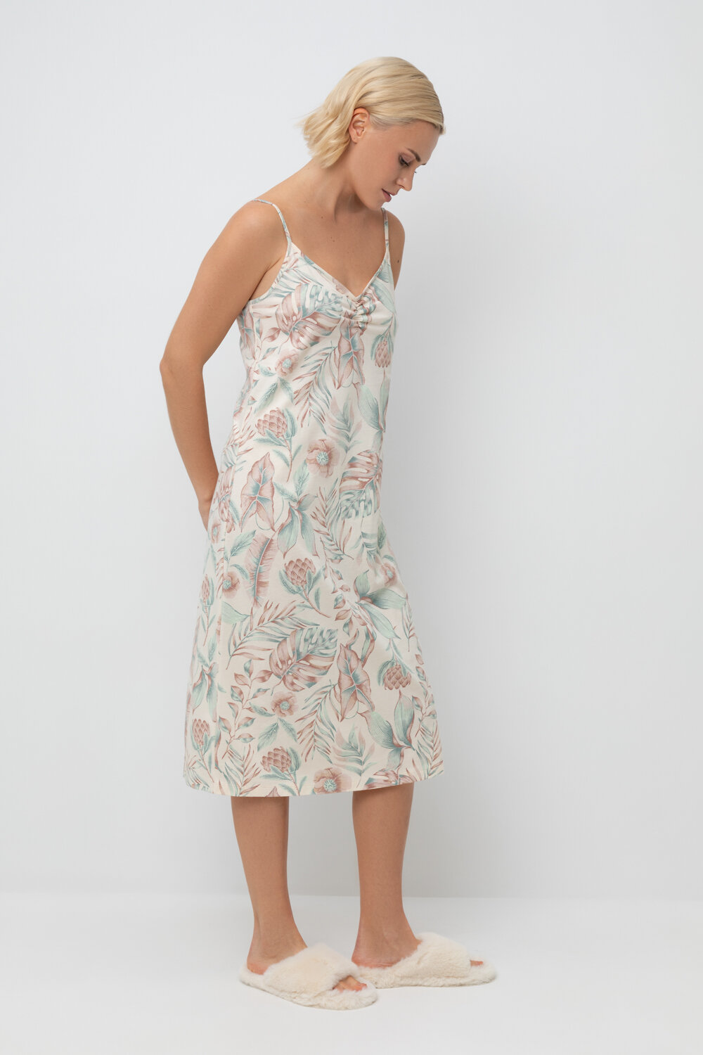 Trikozza Сорочка Е 10008 айвори, акварельные тропики 545659