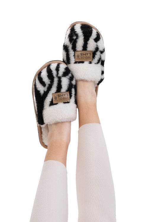 Ст.цена 710р. Шлепанцы ЛОФЕРЫ зебра