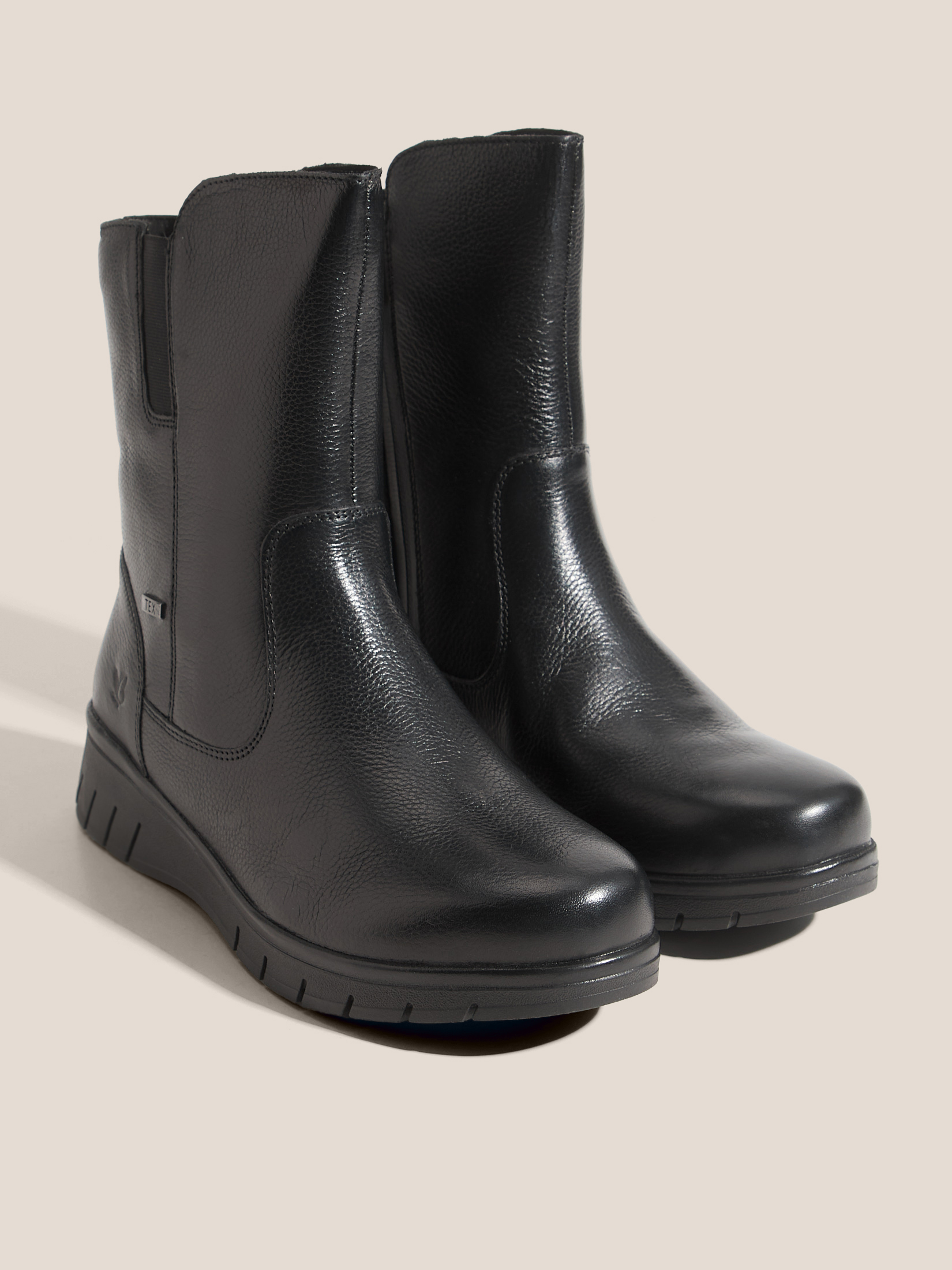 9120 р. 16000 р. Женские ботинки CAPRICE DASCHA