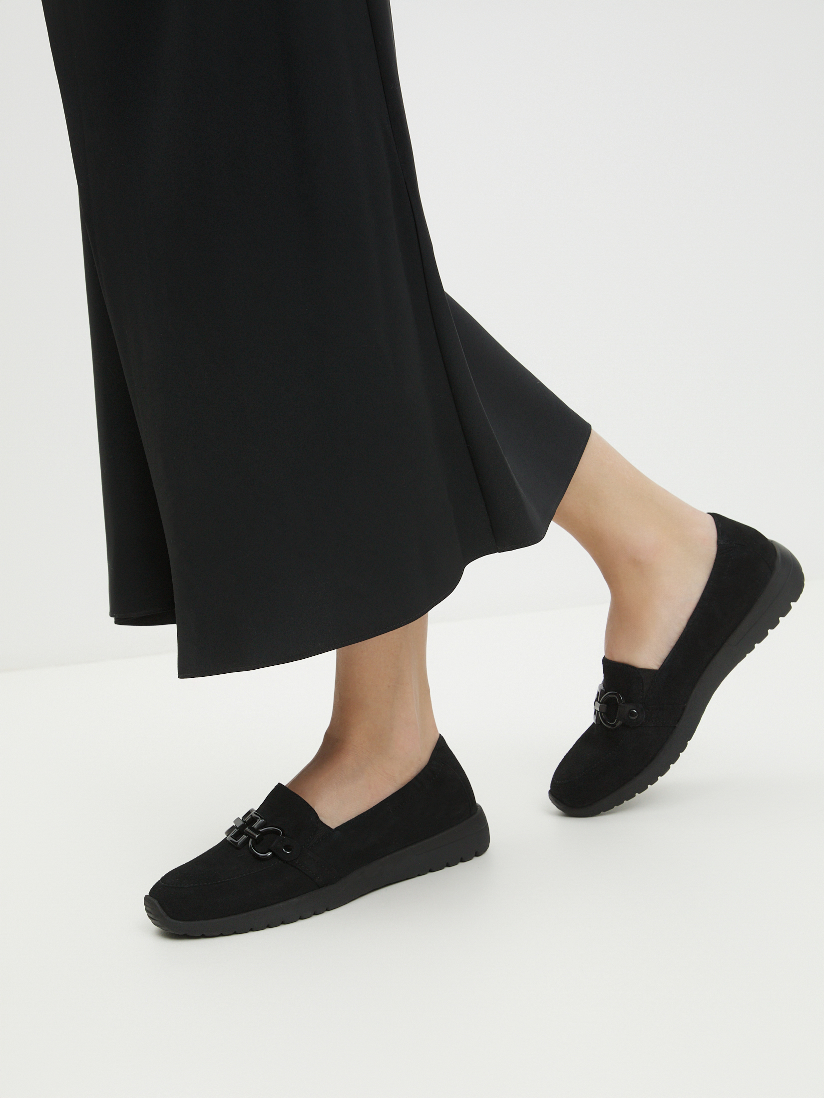 5985 р. 10500 р. Женские лоферы CAPRICE PEGGY