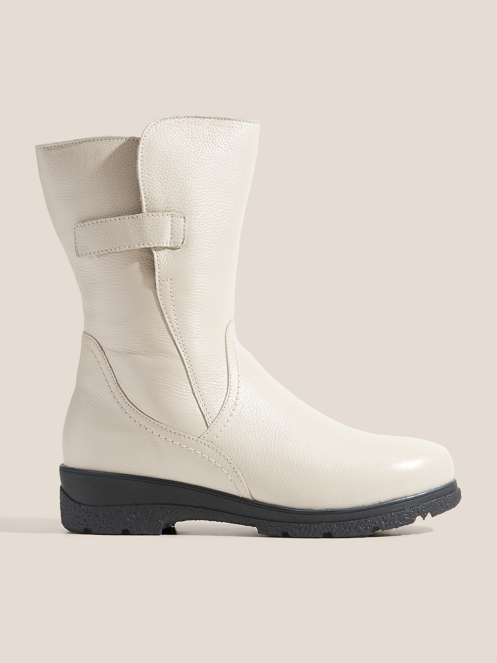 9690 р. 17000 р. Женские полусапоги CAPRICE DASCHA