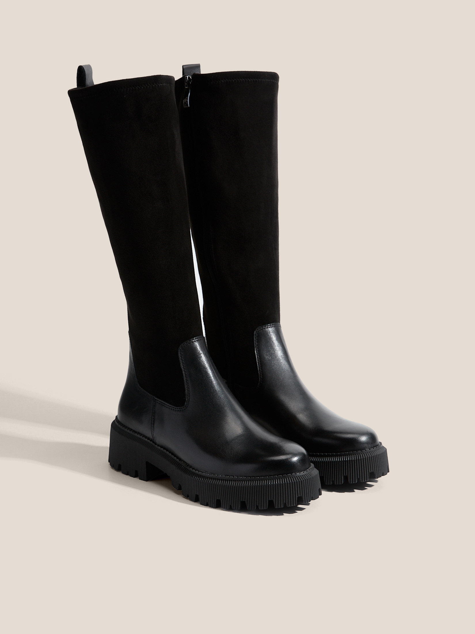 9120 р. 16000 р. Женские сапоги CAPRICE DILARA