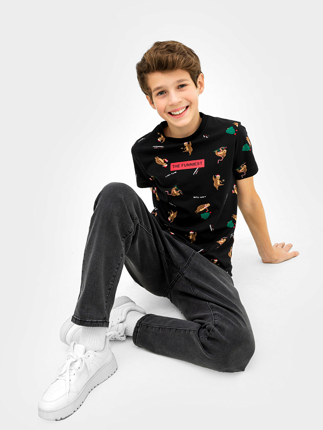 Футболка для мальчиков черная с принтом