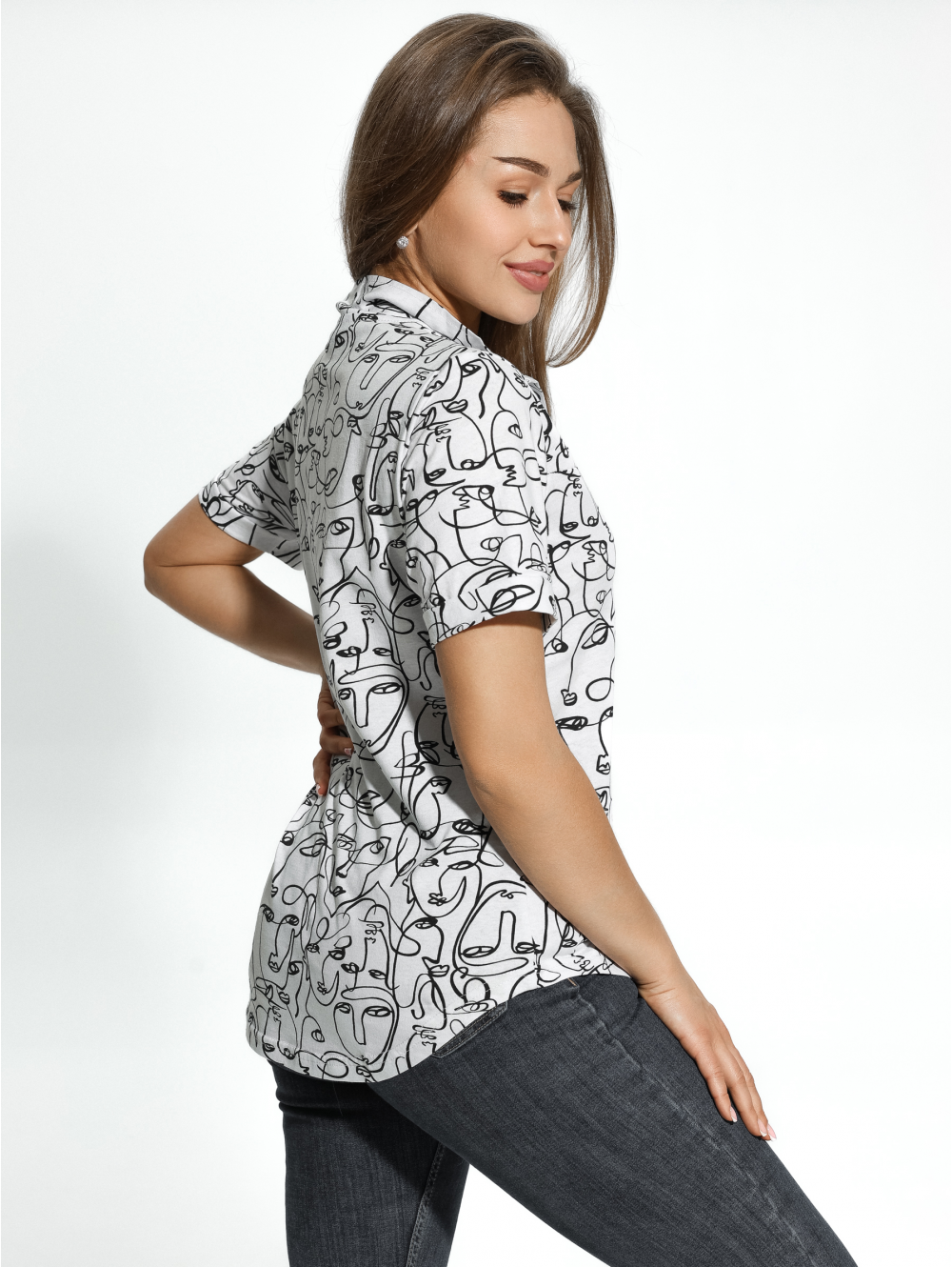 Страсть футболка женская (графика белая)