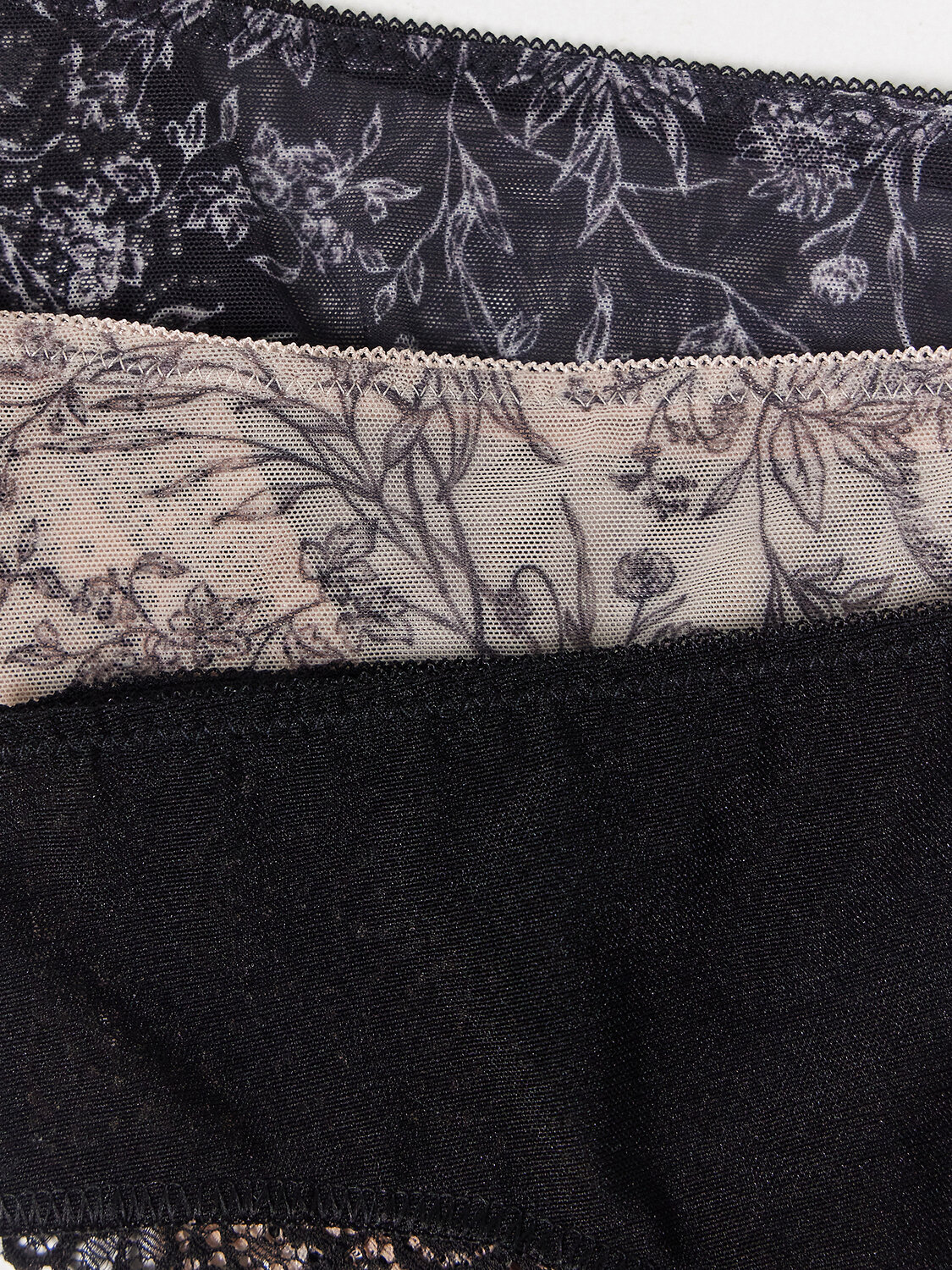 MARK FORMELLE Трусы 412612-3цветы на бежевом1