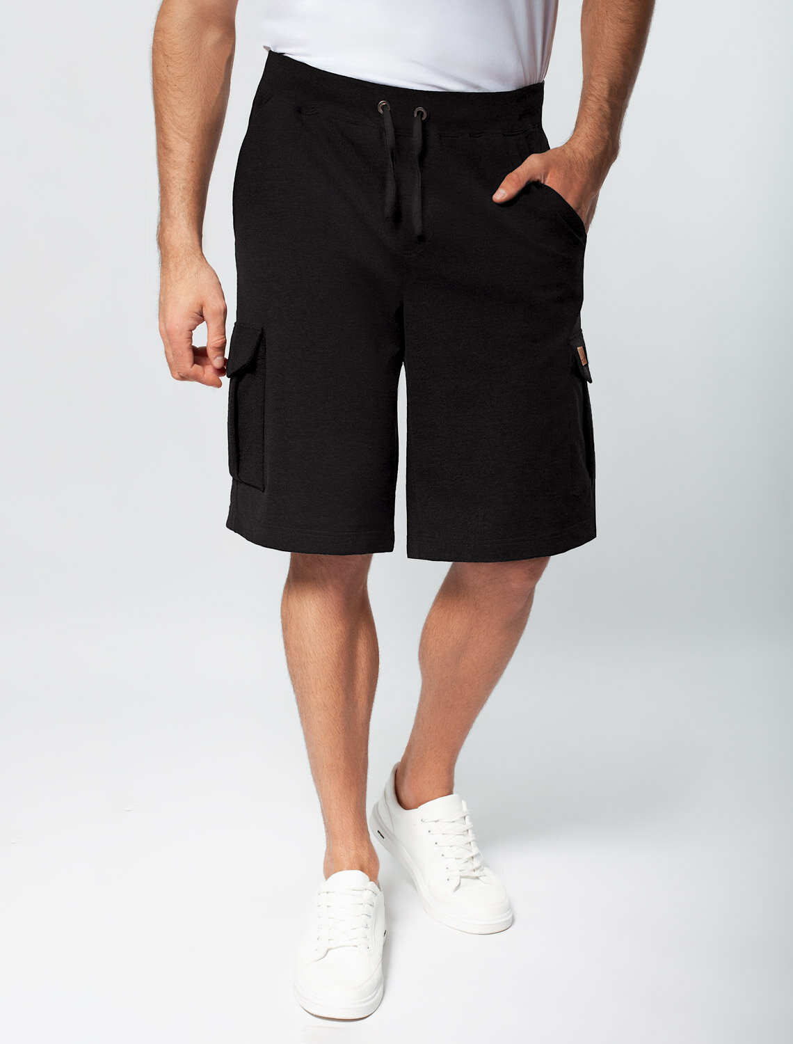 ст. цена1990руб.! VILATTE Шорты U48.005черный