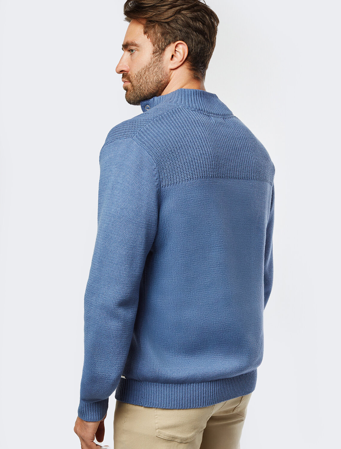 ст. цена2890руб.! VILATTE Джемпер U39.008светло-синий