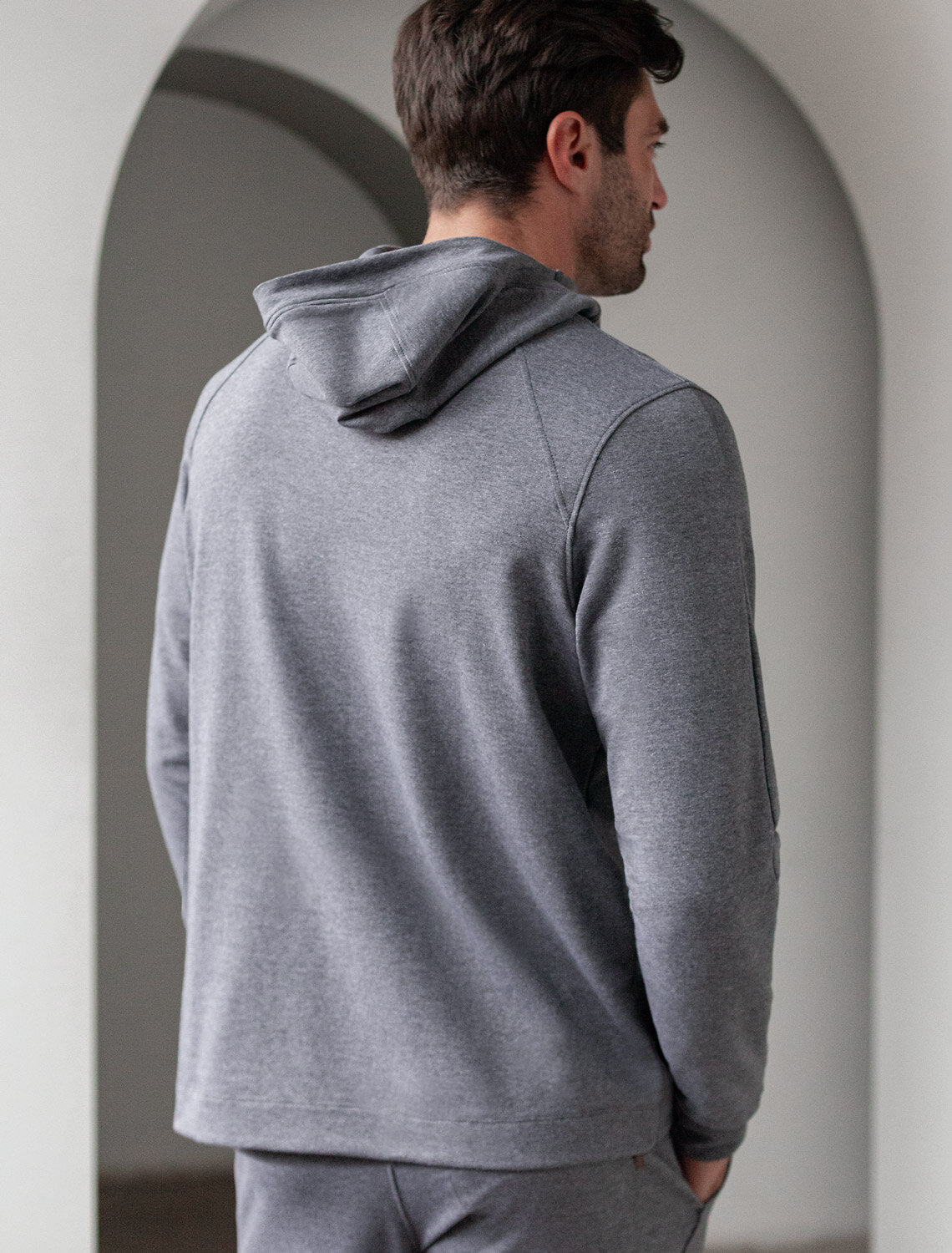 ст. цена2290руб.! VILATTE Джемпер U49.035серый меланж