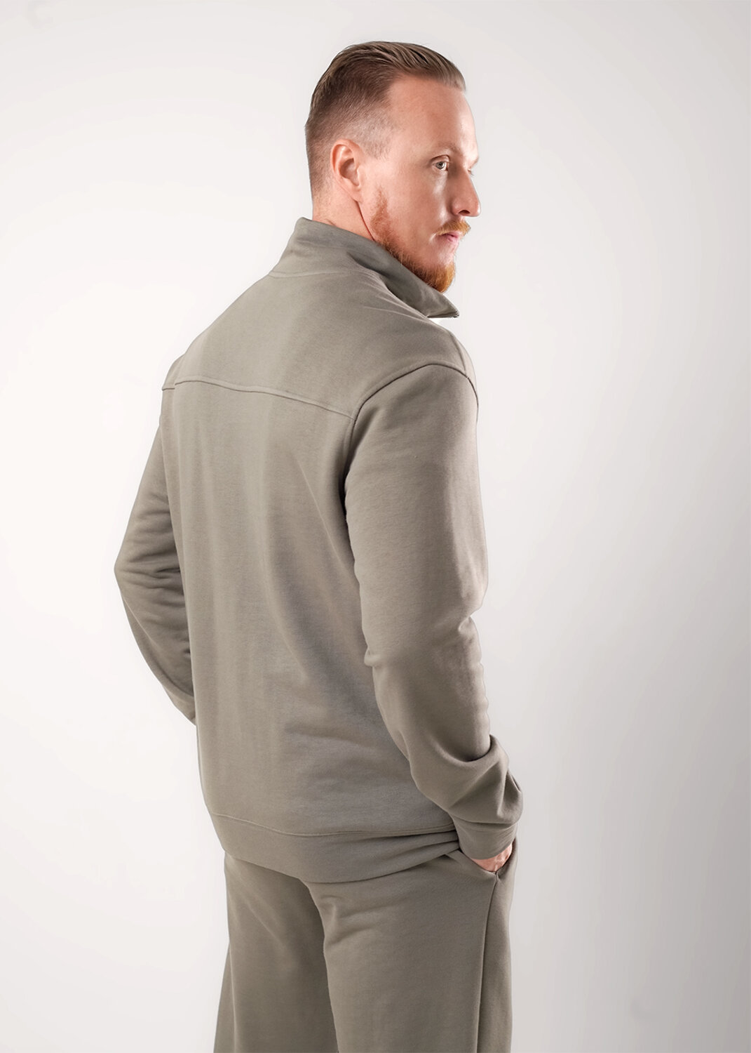 ст. цена2049руб.! CLEVER Джемпер 452430/09т_пхаки