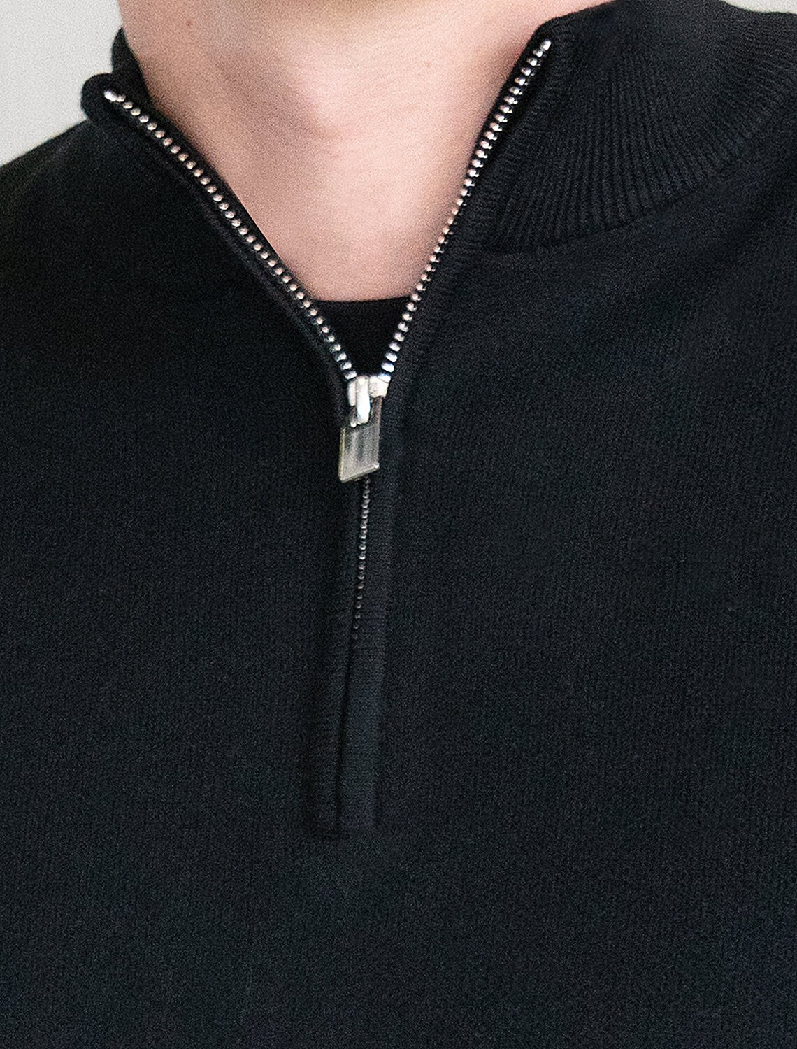 ст. цена2490руб.! VILATTE Джемпер U39.000черный