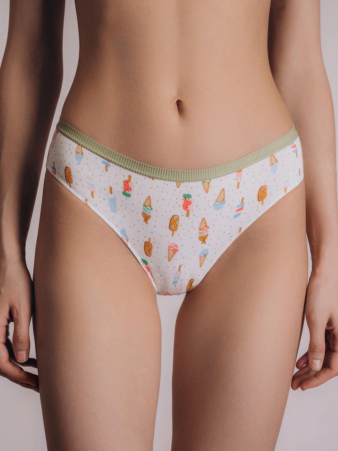 ст. цена216руб.! INDEFINI Трусы 3341LUBБелый