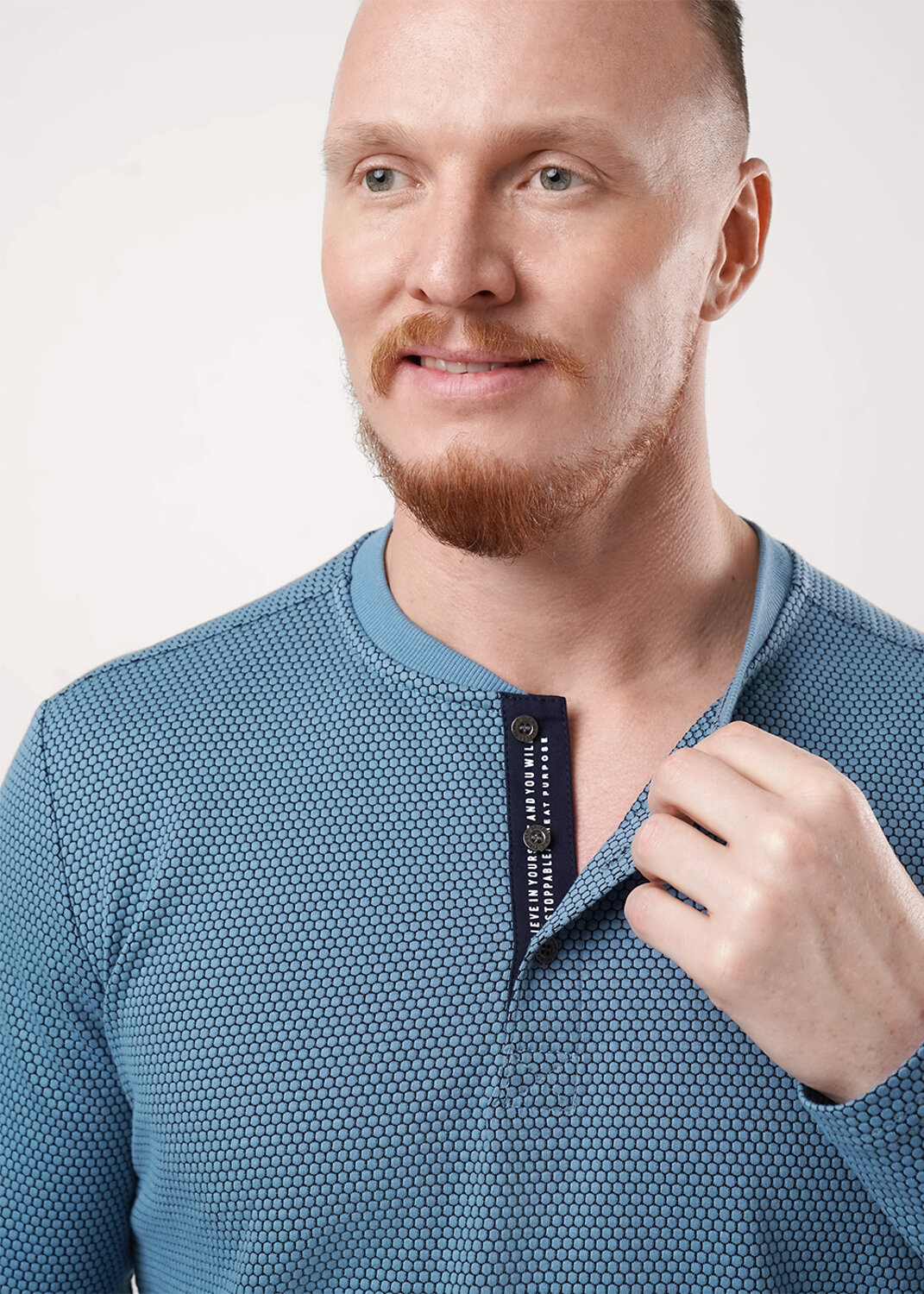 ст. цена1599руб.! CLEVER Джемпер 442464/24кжн_пт.голубой/чёрный