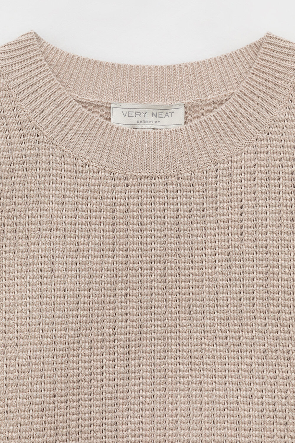ст. цена3363руб.! VERY NEAT Джемпер ЕВ 30142бежевый
