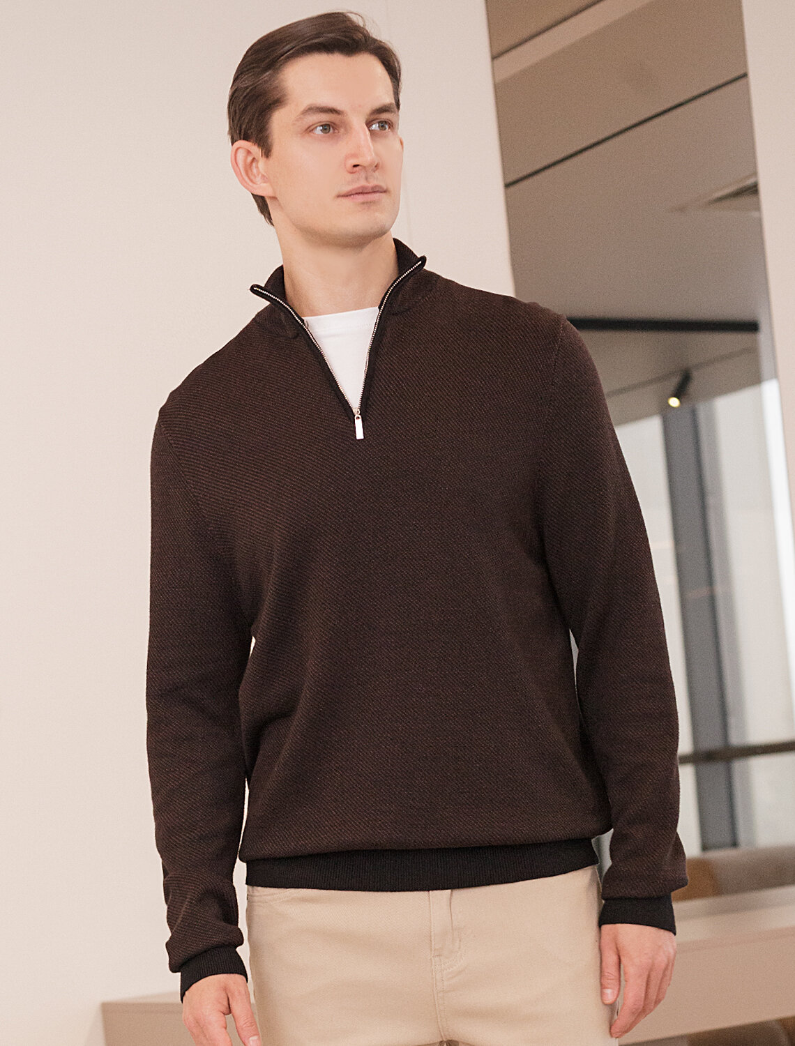 ст. цена2190руб.! VILATTE Джемпер U39.005черно-коричневый