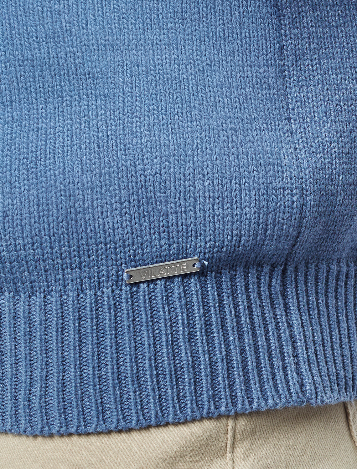 ст. цена2890руб.! VILATTE Джемпер U39.008светло-синий
