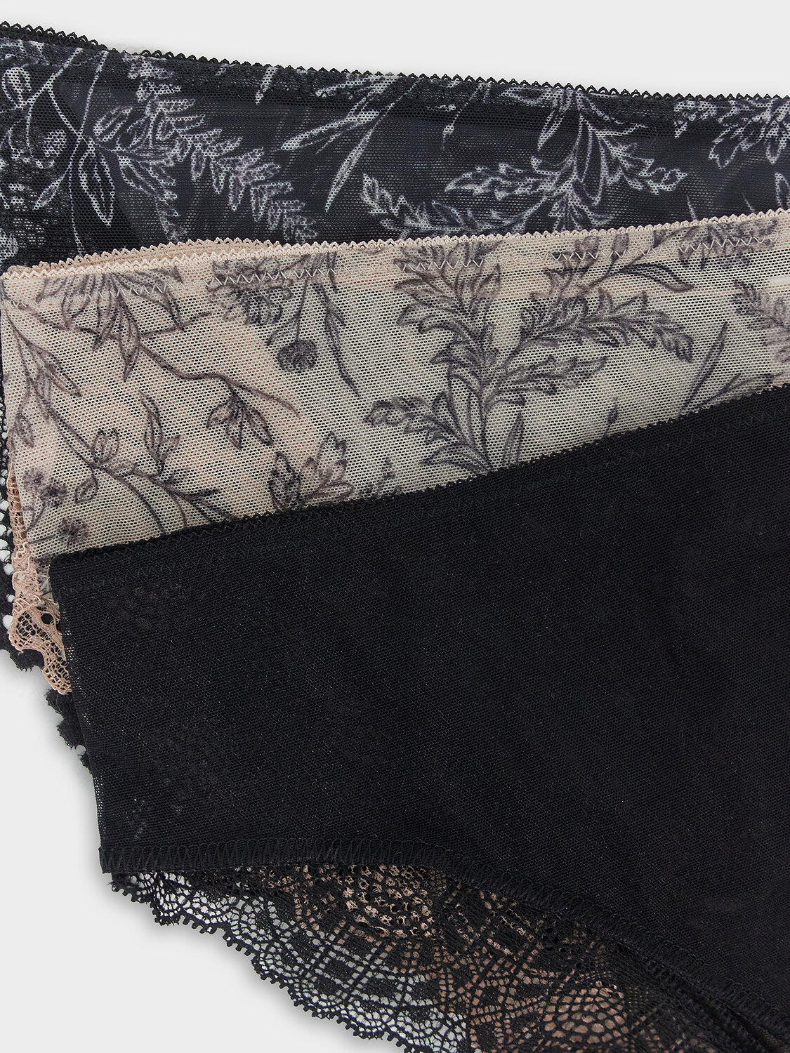 MARK FORMELLE Трусы 412612-3цветы на бежевом