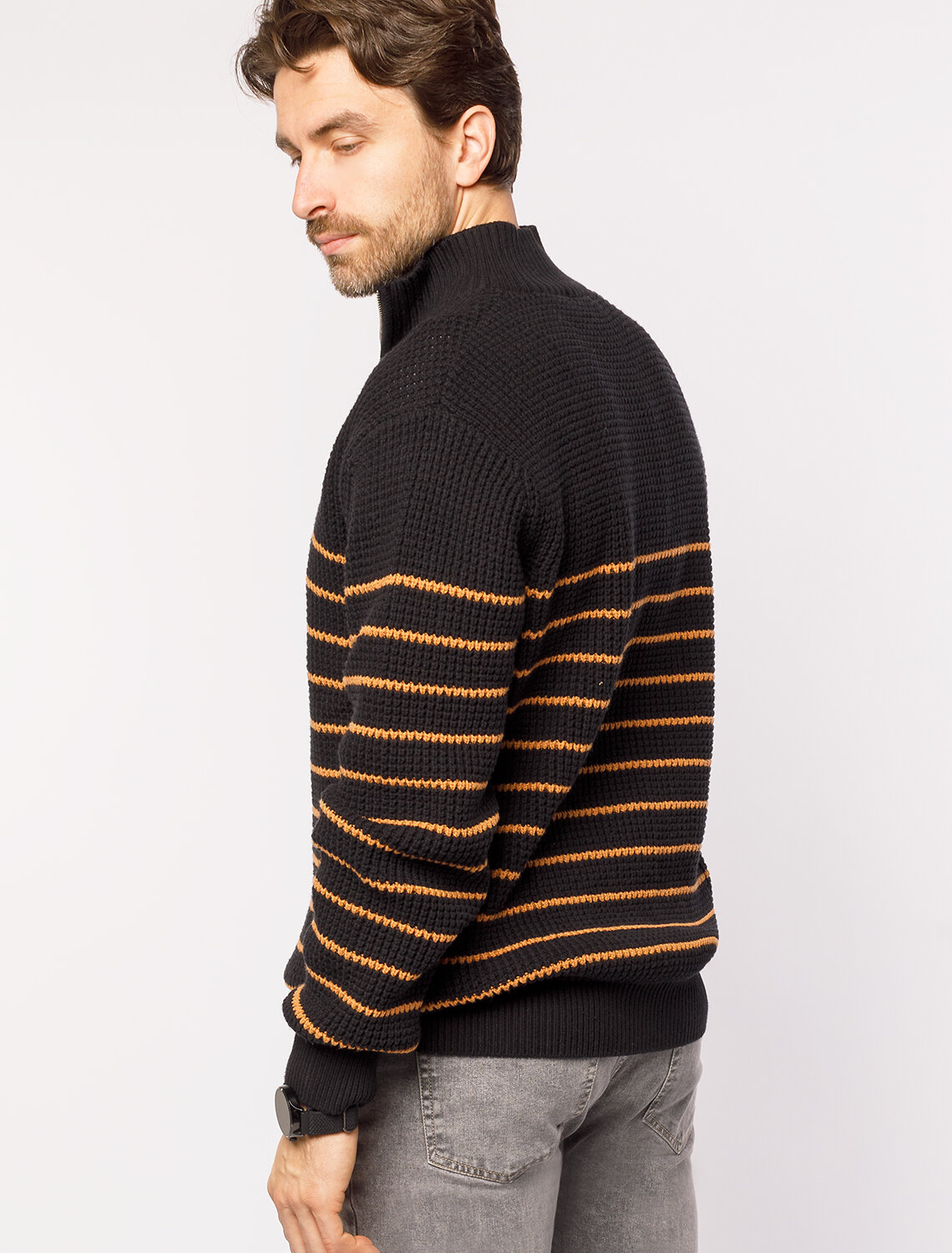 ст. цена2890руб.! VILATTE Джемпер U39.009черный