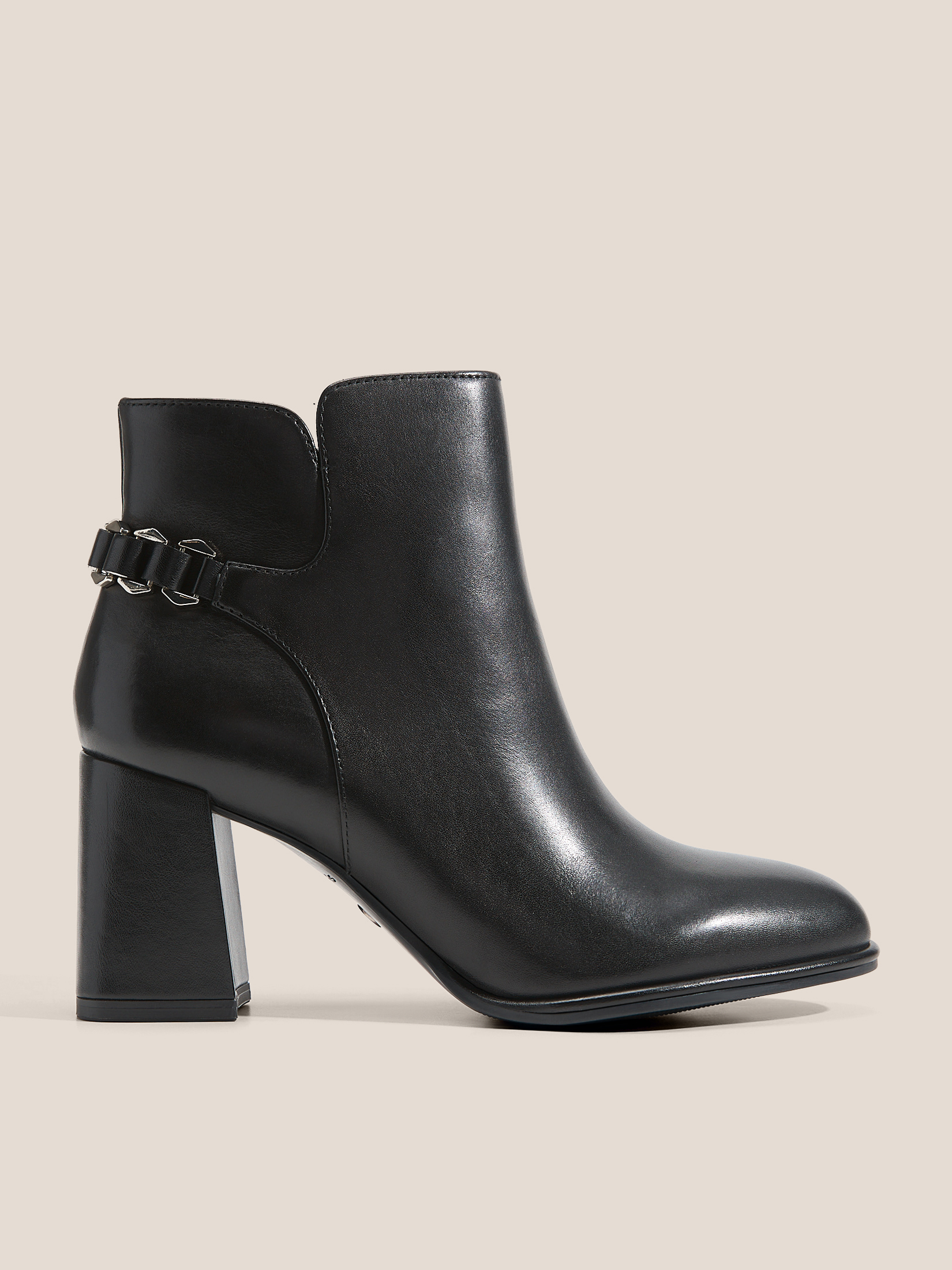 8960 р. 16000 р. Ботильоны TAMARIS ASPASIA