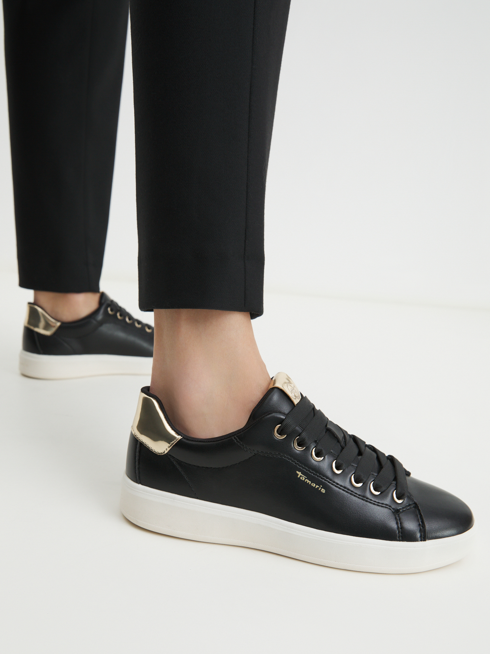 4731 р. 8300 р. Женские кеды TAMARIS SKYLAR