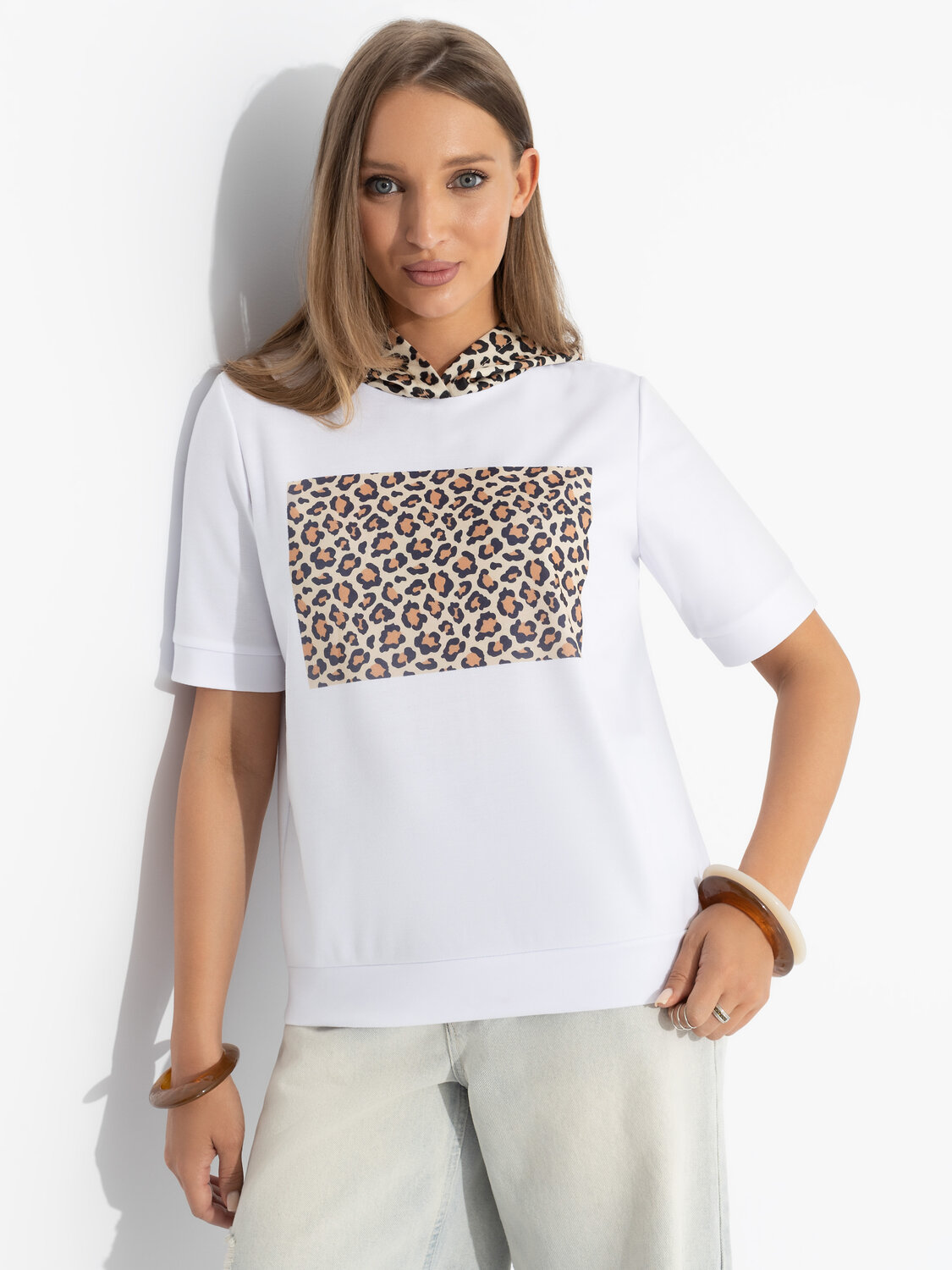 ст. цена1585руб.! CHARUTTI Футболка 11934Белый