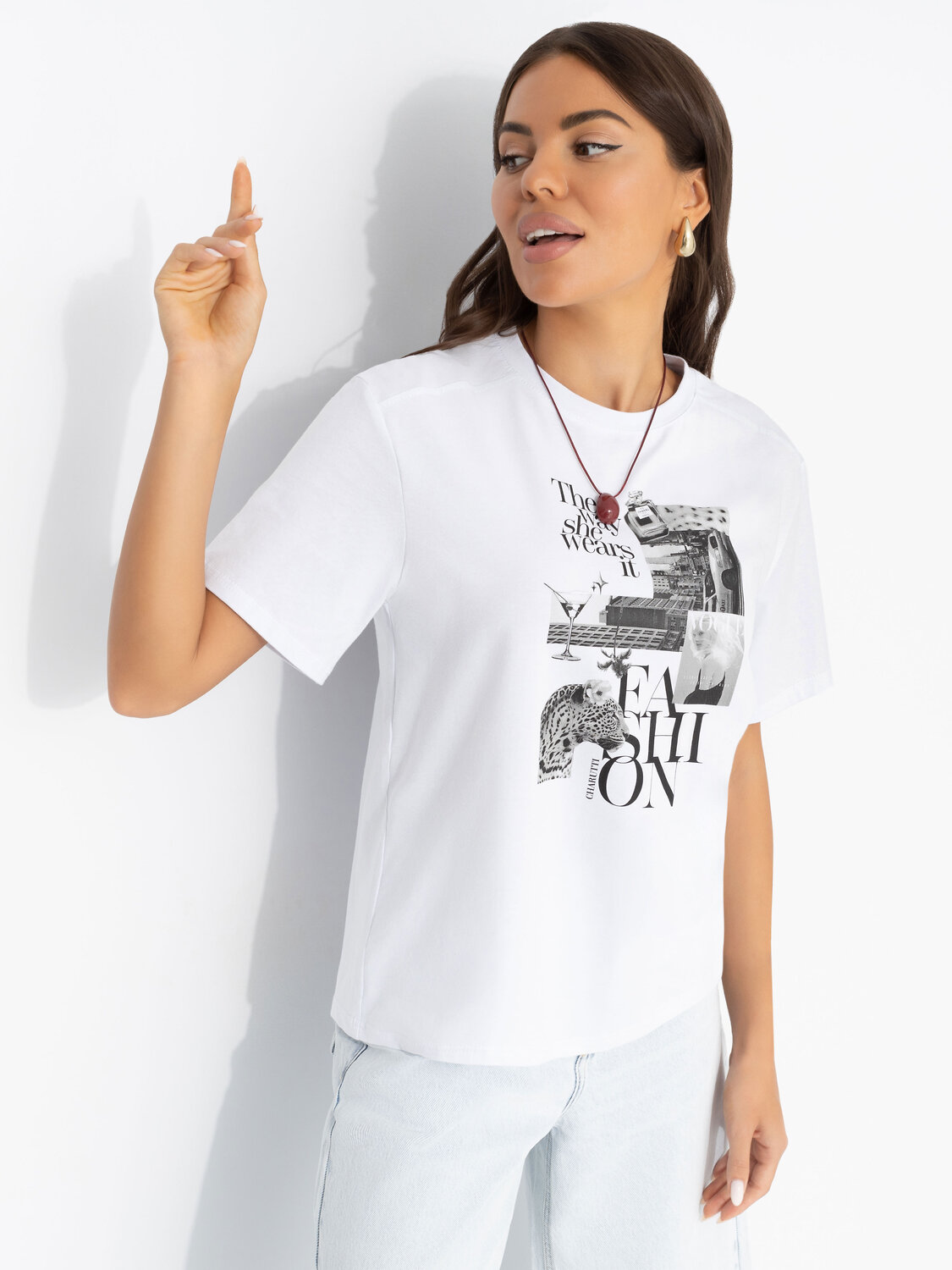 ст. цена1585руб.! CHARUTTI Футболка 11947Белый