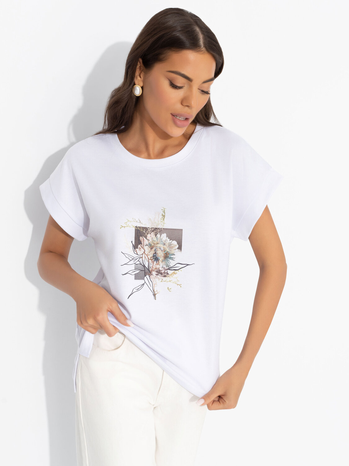 ст. цена1585руб.! CHARUTTI Футболка 11796Белый