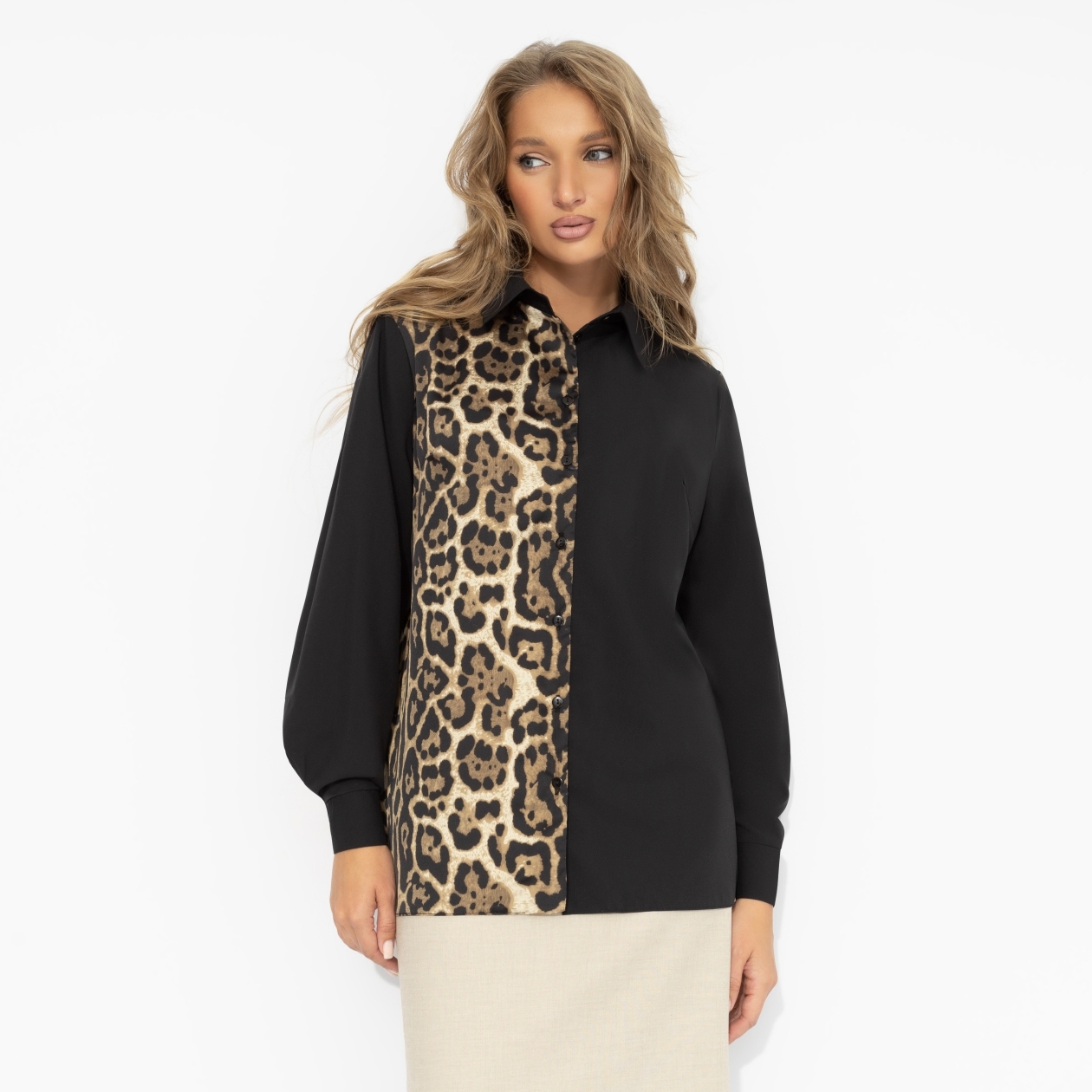 СТ. ЦЕНА 1690 руб//Рубашка из атласа и шёлка, Лабиринт обещаний (леопард)